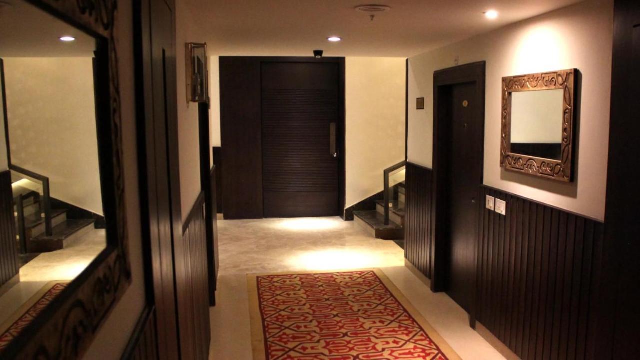 Hotel 17 Miles Jammu Extérieur photo